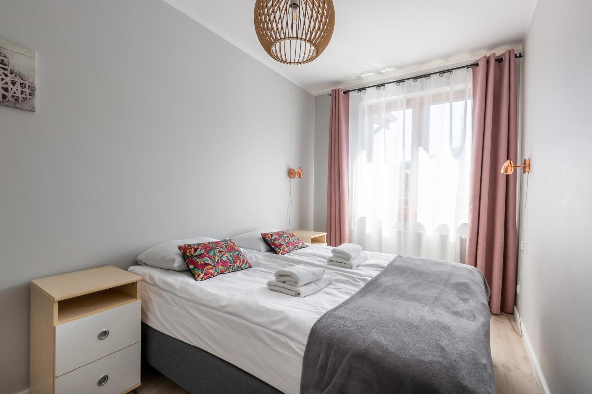 Apartamenty Bluesky - Ogrodnicza 7 I 9 - Z Widokiem Na Gory, W Zielonej Okolicy, Blisko Centrum I Atrakcji Karpacza Rom bilde